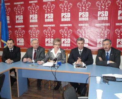 Vicepreşedintele PSD, Valeriu Zgonea, îi anunţă pe bihoreni că "Moşul" USL le va bate la uşi